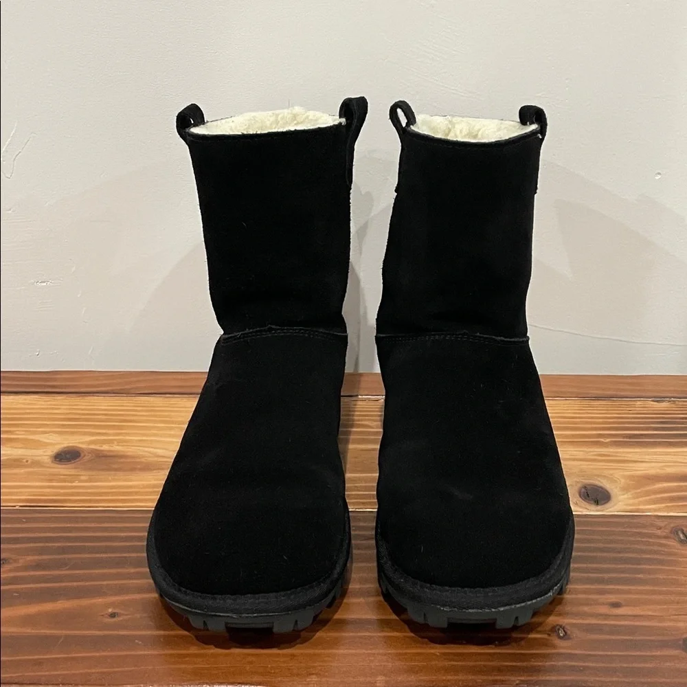 Tommy Bahama Fur Lined Boots Black Suede Size 8 Warm Winter Snow Boots